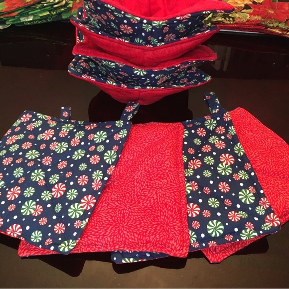 Potholders Holiday Gifts and Stocking Stuffers - Picture 5 of 5